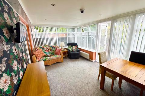 104 Scott Road, Droylsden, Manchester, M43 7UX
