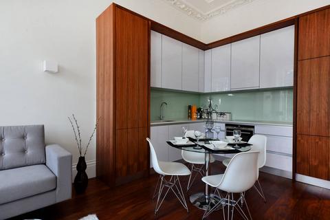 1 bedroom flat for sale, St Georges Square, Pimlico, London, SW1V