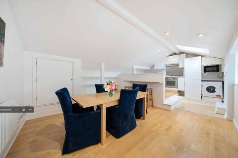 2 bedroom flat for sale, The Chase, Clapham, London, SW4