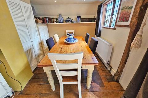 3 bedroom cottage for sale, Old School Lane, Maidstone