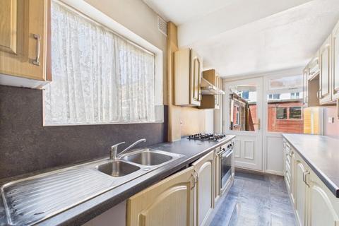 90 Oxbarn Avenue, Wolverhampton, WV3 7HG