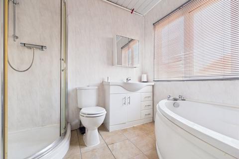 90 Oxbarn Avenue, Wolverhampton, WV3 7HG