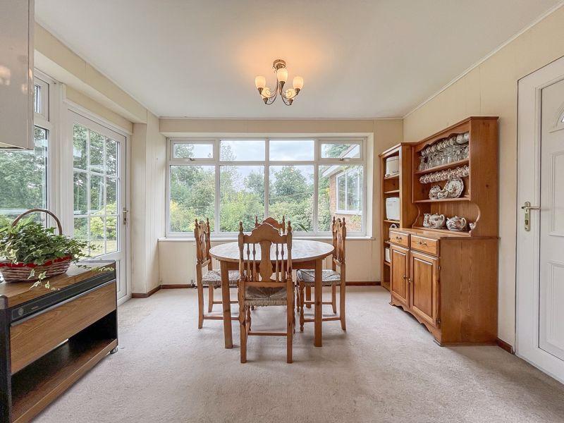 Breakfast room