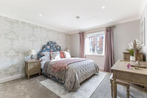 2 bedroom retirement property for sale, Apartment 28, The Rivus, Wantage