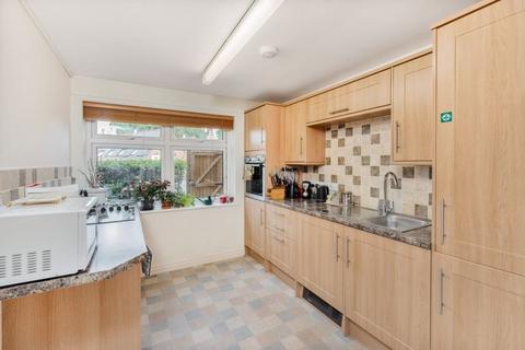 2 bedroom retirement property for sale, 2 Guardian Court, Banbury