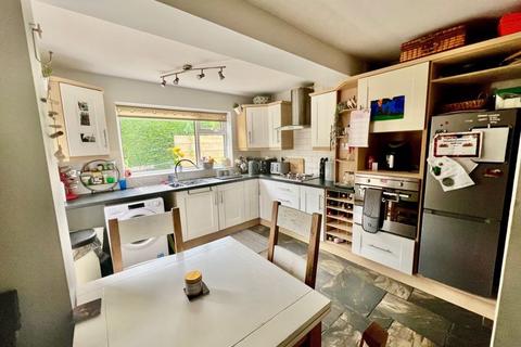 2 bedroom detached bungalow for sale, Heol Caradoc, Coedpoeth, Wrexham