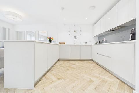 3 bedroom house for sale, Pyrus Place, Chatham