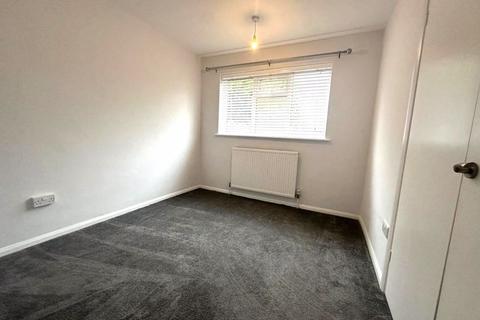 5 bedroom detached house to rent, 4 Sharpenhoe Road, Bedford