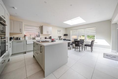6 bedroom detached house for sale, The Uplands, Gerrards Cross, Buckinghamshire, SL9