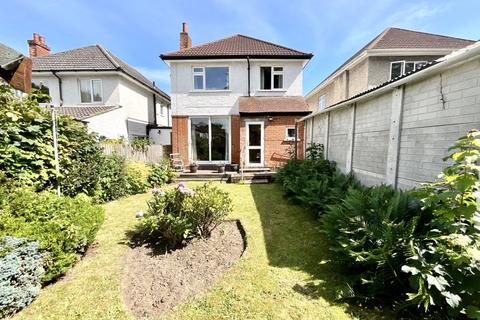 4 bedroom detached house for sale, Arnewood Road, Southbourne