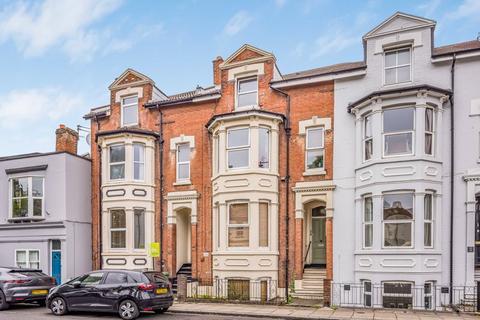 2 bedroom duplex for sale, Marmion Road, Southsea