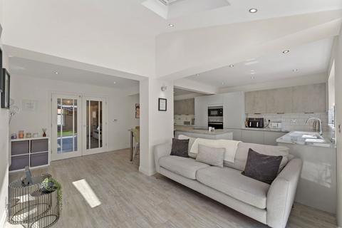4 Meadow Nook, Astley, Manchester, M29 7SF