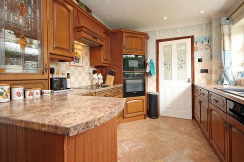 4 bedroom detached house for sale, Cae Gwyn, Caernarfon, Gwynedd, LL55