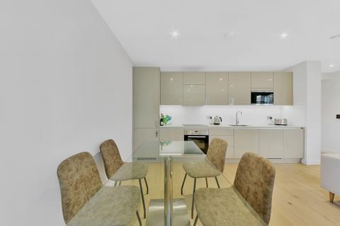 1 bedroom flat for sale, Walworth Square, Elephant & Castle, London, SE17