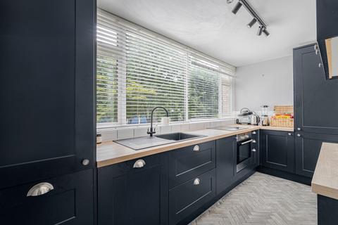 1 bedroom flat for sale, Albemarle Road, Beckenham BR3