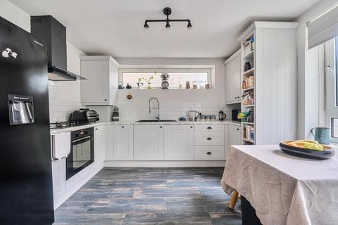 2 bedroom apartment for sale, Woodland Road, London
