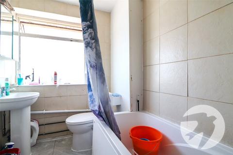 15 Brook Vale, Erith, DA8 1JP