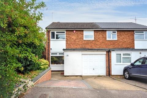 undefined, Canham Close, Kimpton