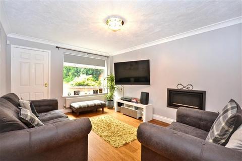 undefined, Canham Close, Kimpton