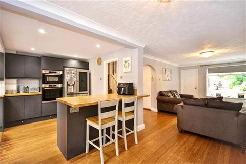 undefined, Canham Close, Kimpton