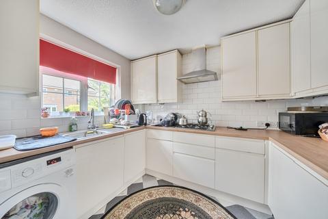 3 bedroom end of terrace house for sale, Monarchs Way, Ruislip