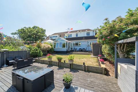 4 bedroom semi-detached house for sale, Spring Gardens, Rayleigh, SS6