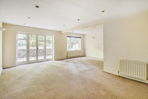 undefined, Kingston upon Thames KT2