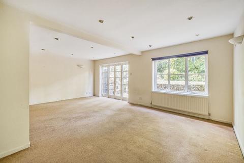 undefined, Kingston upon Thames KT2