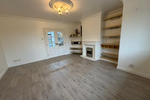 3 bedroom semi-detached house to rent, Bolton BL3