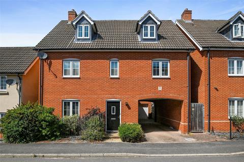 22 Hampton Road, Stansted, CM24 8FE