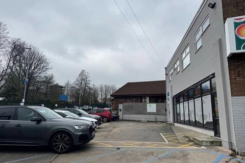 Office to rent, Deacon Rd Widnes WA8 6EQ