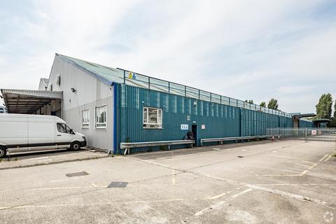 Warehouse to rent, Bird Hall Ln Stockport SK3 0SB