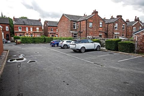 Office to rent, Wellington Grv Stockport SK2 6RH