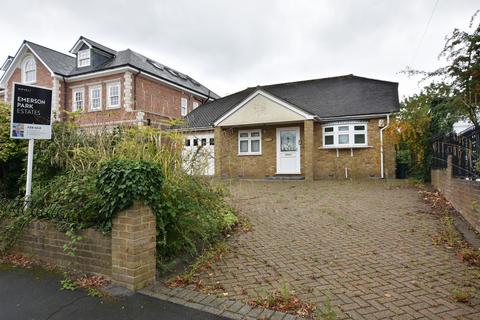 52 Herbert Road, Hornchurch, RM11 3LJ
