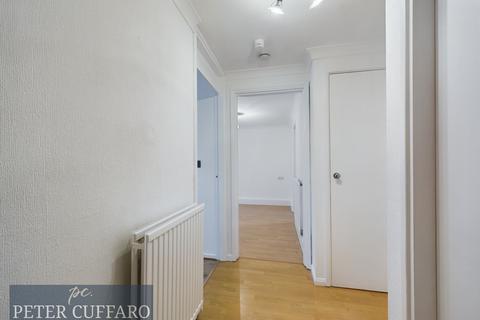 undefined, Ogard Road, Hoddesdon EN11