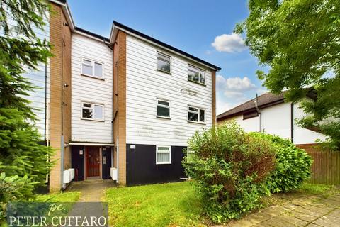 undefined, Ogard Road, Hoddesdon EN11