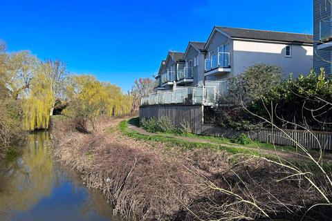 3 bedroom house for sale, Pottery Court, Rye