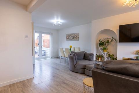 5 bedroom semi-detached house for sale, Longstone Road, Birmingham B42