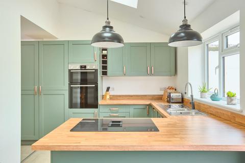 13 Bowring Close, Bristol, BS13 0DH