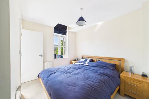 undefined, Whale Avenue, Reading, Berkshire, RG2