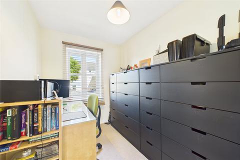 undefined, Whale Avenue, Reading, Berkshire, RG2