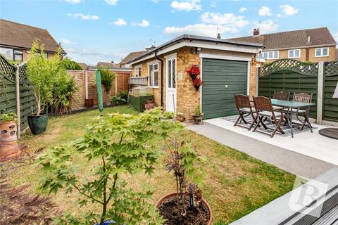 3 bedroom semi-detached house for sale, Cheshire Close, Hornchurch, RM11