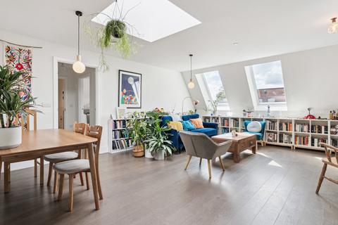 2 bedroom apartment for sale, 75 Sycamore Road, Amersham, HP6