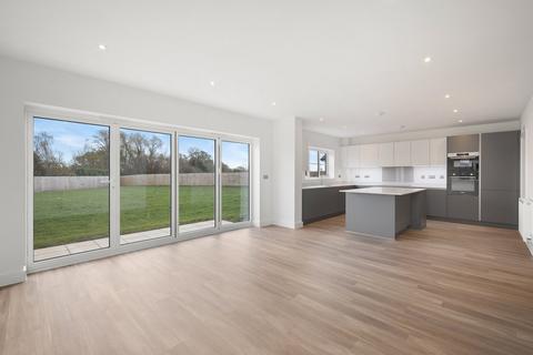 5 bedroom detached house for sale, Pine Way, Elmstead , Colchester, CO7