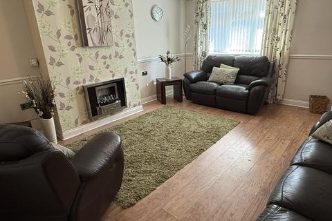 3 bedroom terraced house for sale, Elstree Avenue, Netherhall, Leicester, LE5