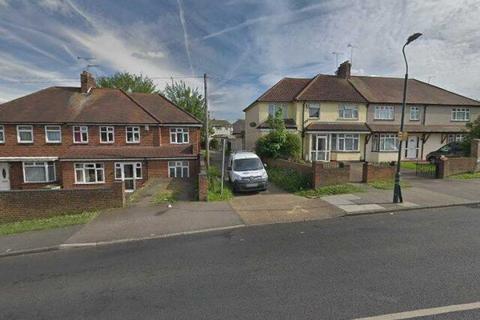 undefined, Kingston Crescent, Ashford TW15