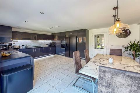 4 bedroom detached house for sale, Etherington Place, Littlehampton, West Sussex