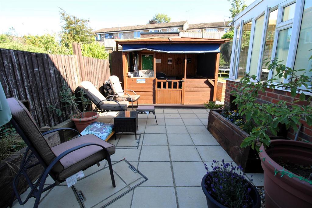 Patio1.JPG