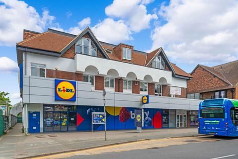 2 bedroom apartment for sale, Victoria Road, Horley RH6