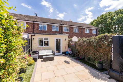 29 Windrush Avenue, Slough, SL3 8ER